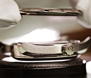 帝舵手表官网售后电话（帝舵内部磨损）