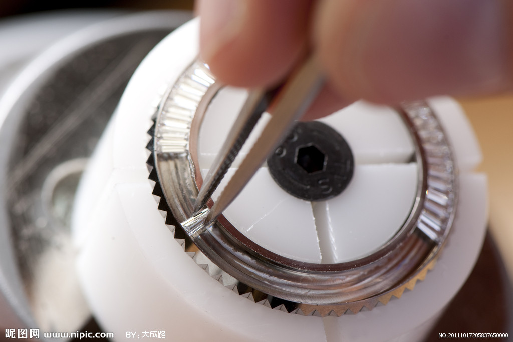 帝舵售后维修点查询（帝舵手表停摆）